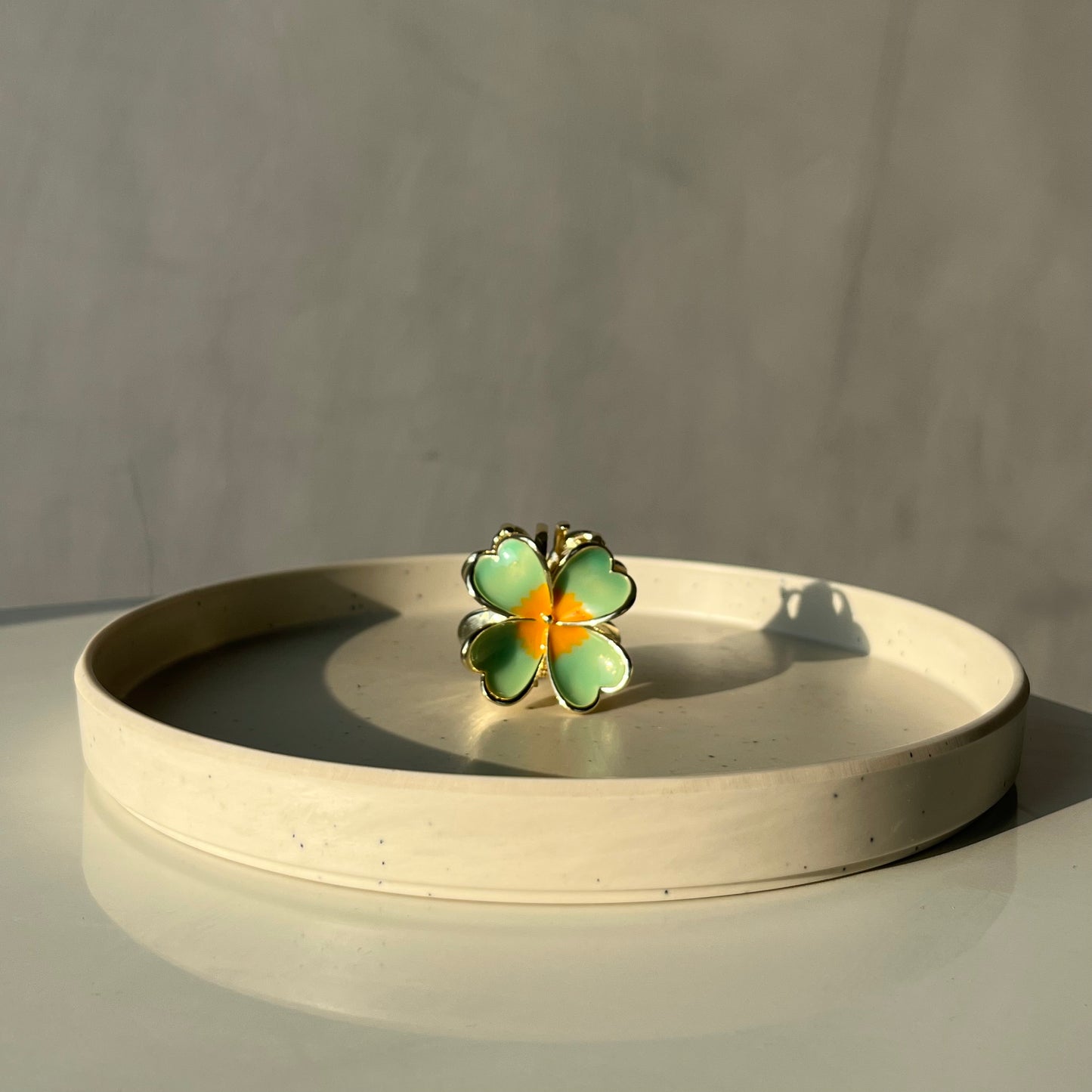 Premium 4-Petal Metal Flower Hair Claw - Luxe Gloss Finish