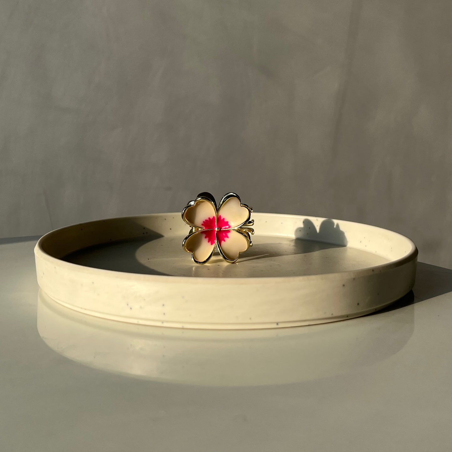 Premium 4-Petal Metal Flower Hair Claw - Luxe Gloss Finish