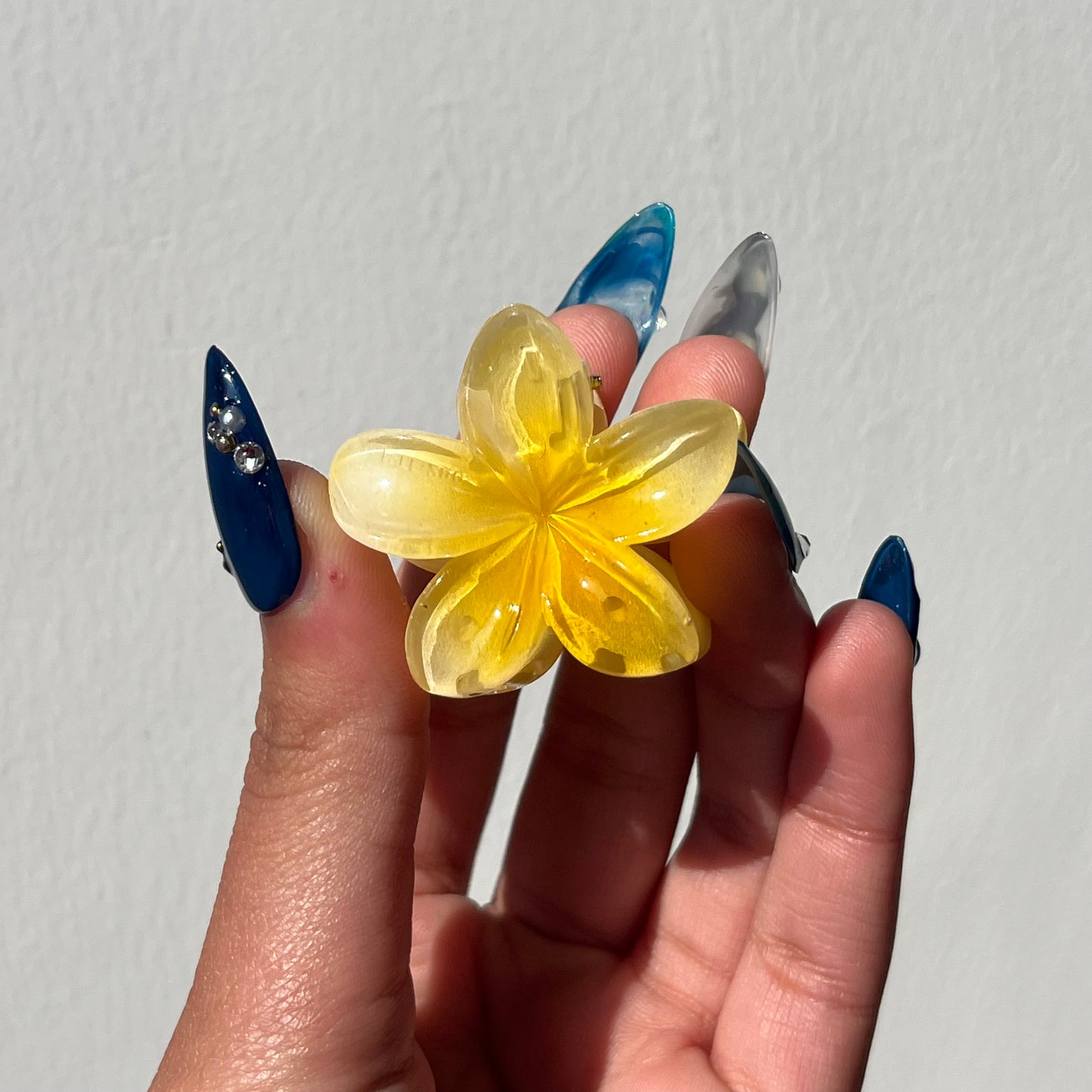 Hawaiian Flower Claw Clip - Small Size, Tropical Mini Design