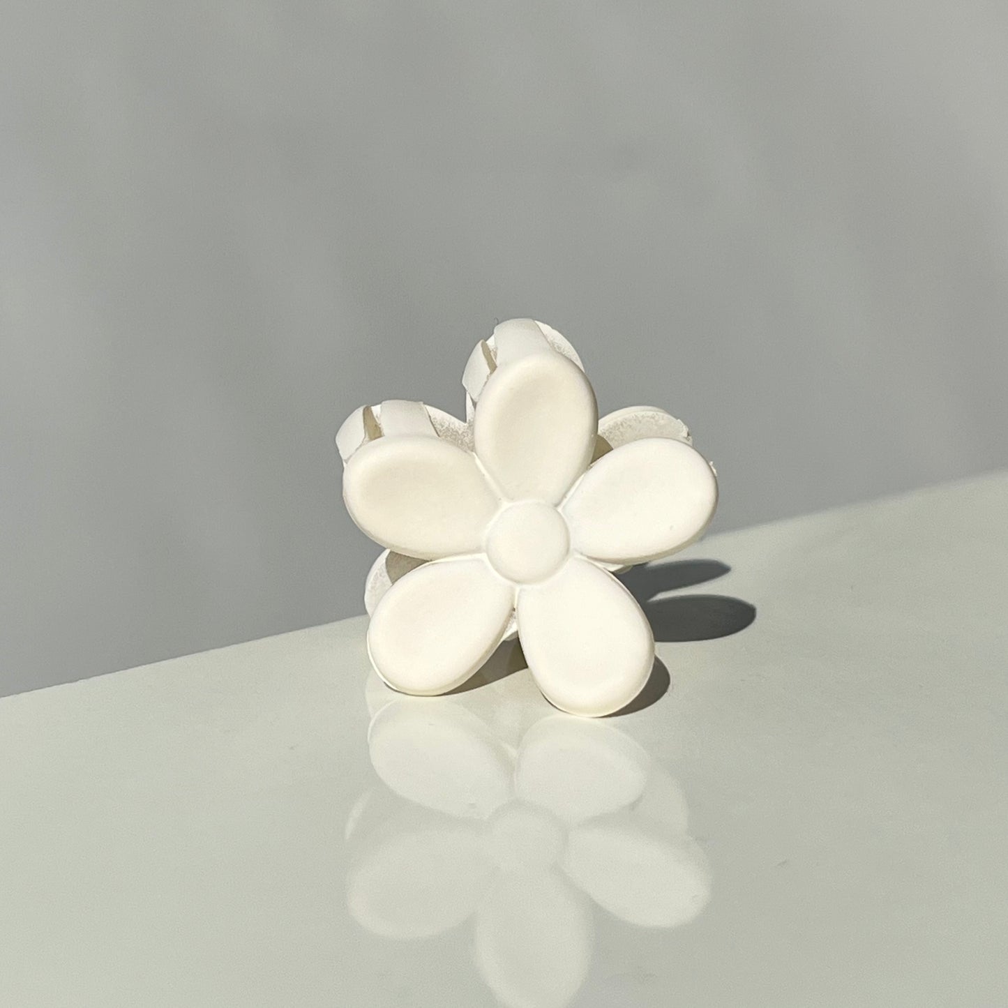 Kids Mini Flower Claw Set - Pack of 6, Soft Pastel Colors