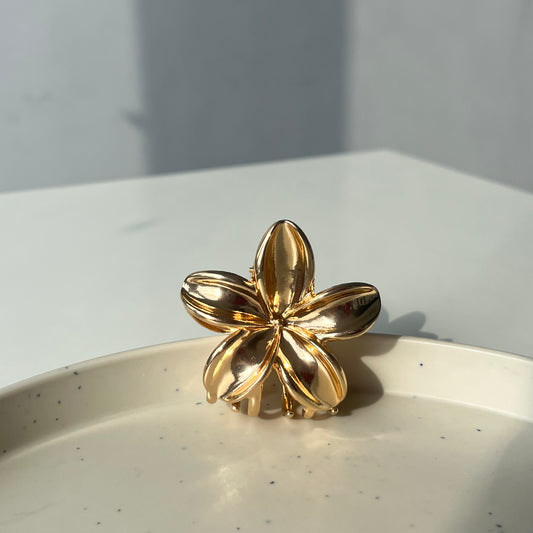 Metal Flower Hair Claw - Luxe Gold Finish, Elegant 5-Petal Design