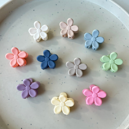 Kids Mini Flower Claw Set - Pack of 6, Soft Pastel Colors
