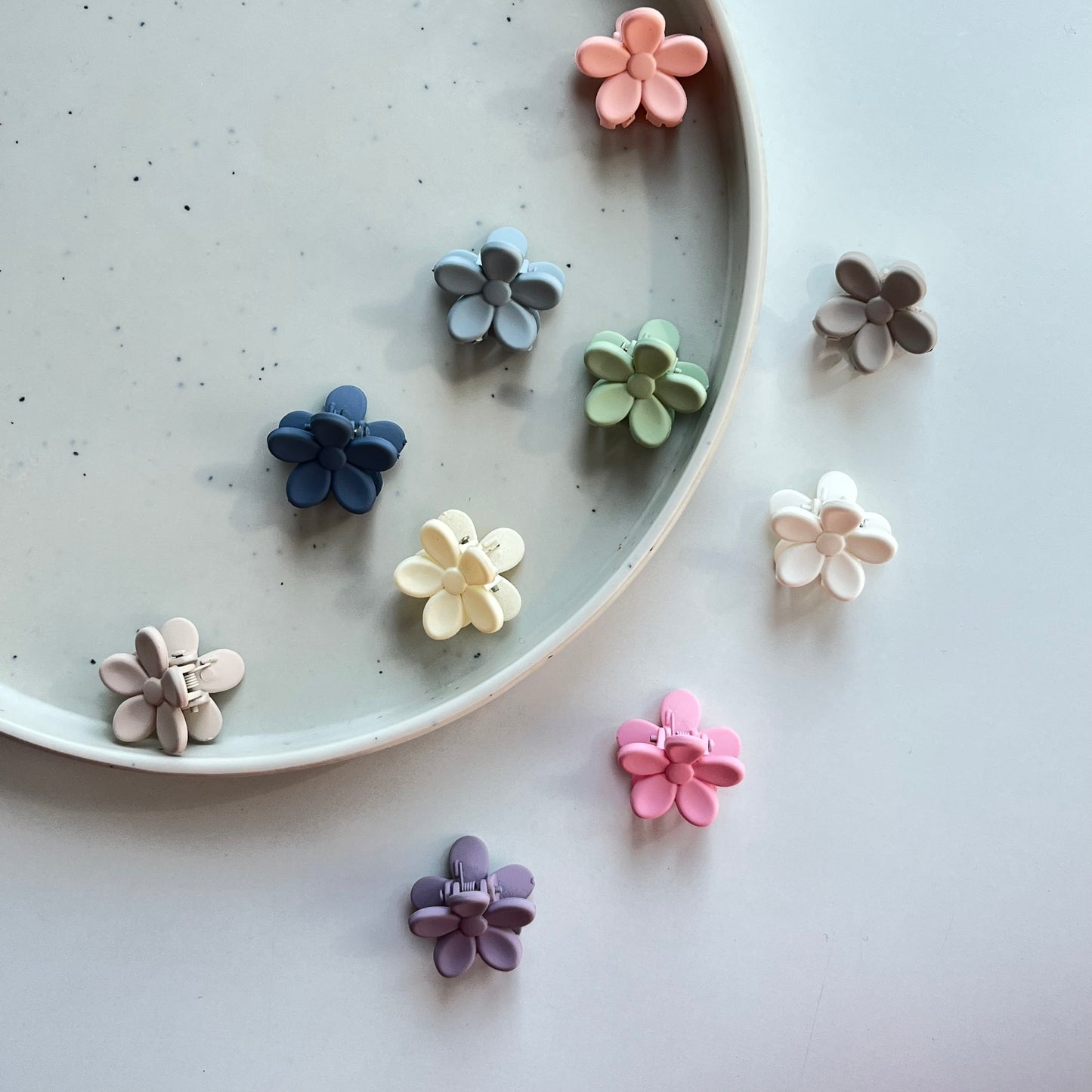 Kids Mini Flower Claw Set - Pack of 6, Soft Pastel Colors