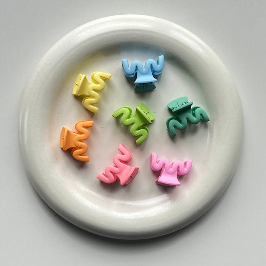 Wavy Mini Hair Claw Set – 7 Matte Pastel Small Claw Clips for Women & Girls