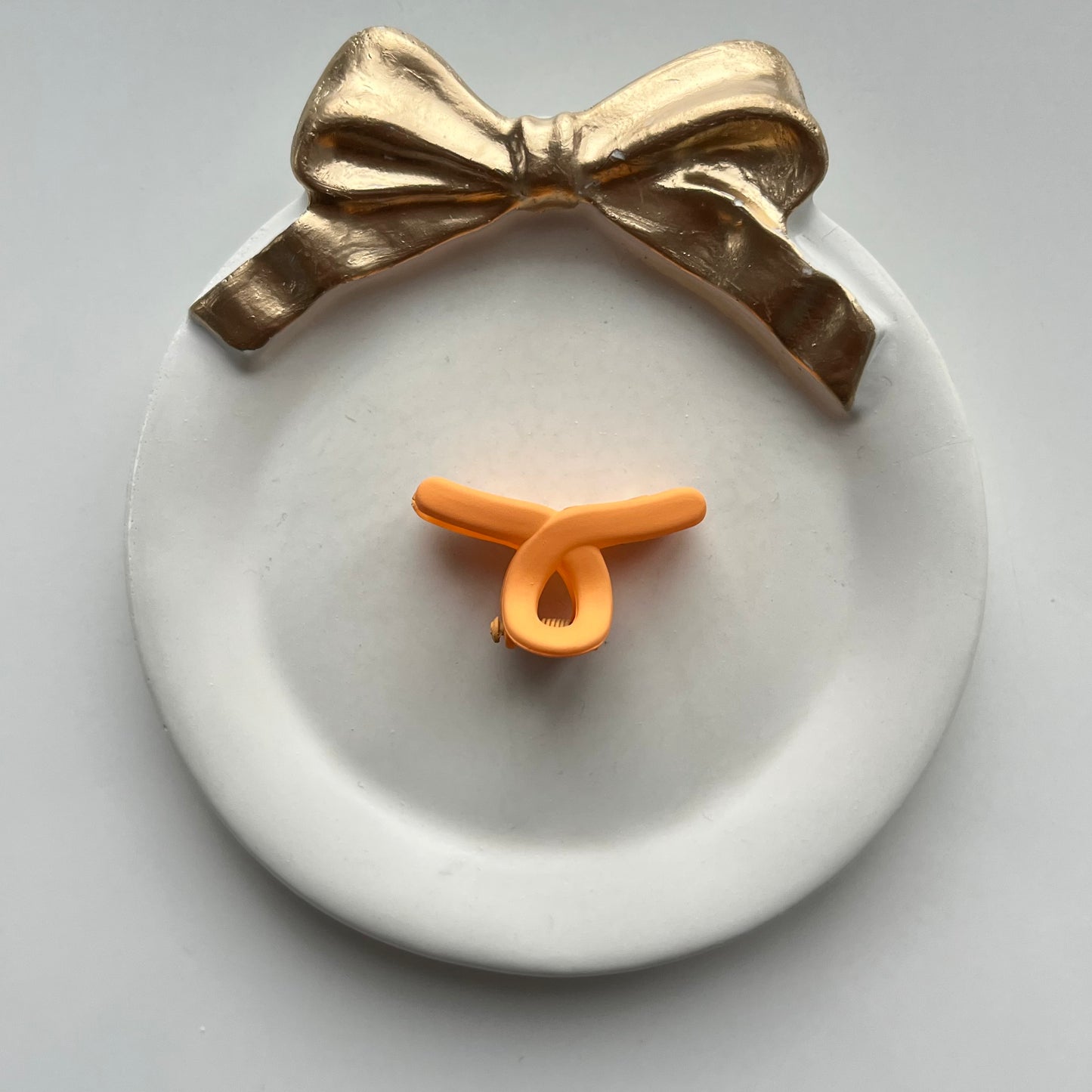 Mini Twist Hair Claw – Matte Pastel Small Claw Clip for Women & Girls